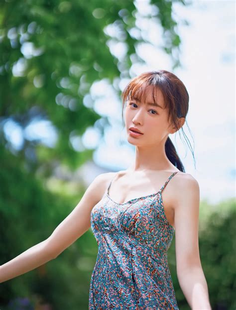 松本まりか おっぱい|松本まりかのエロ画像。写真集のランジェリー下着姿＆美乳な水。